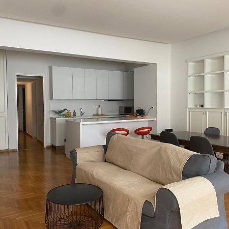 Apartment In Fancy Athenian Neighbourhood Exterior foto